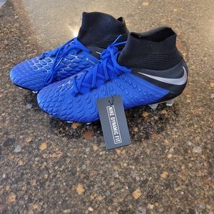 Nike Hypervenom blue cleats size mens 4. Dynamic fit